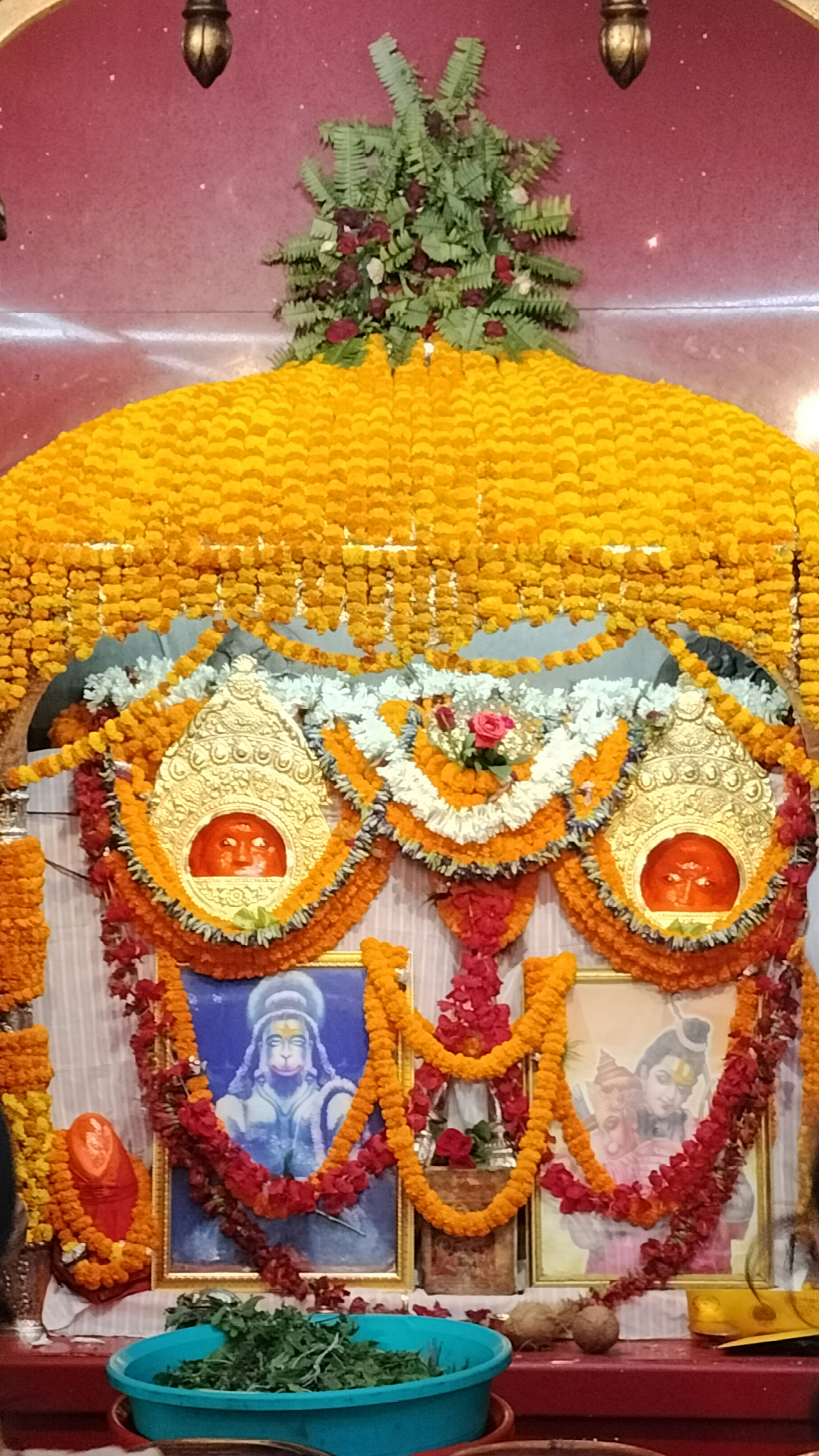 Ek Manokamna Puran or Dusre Dukh-Haran hanuman ji virajit h🙏🏻