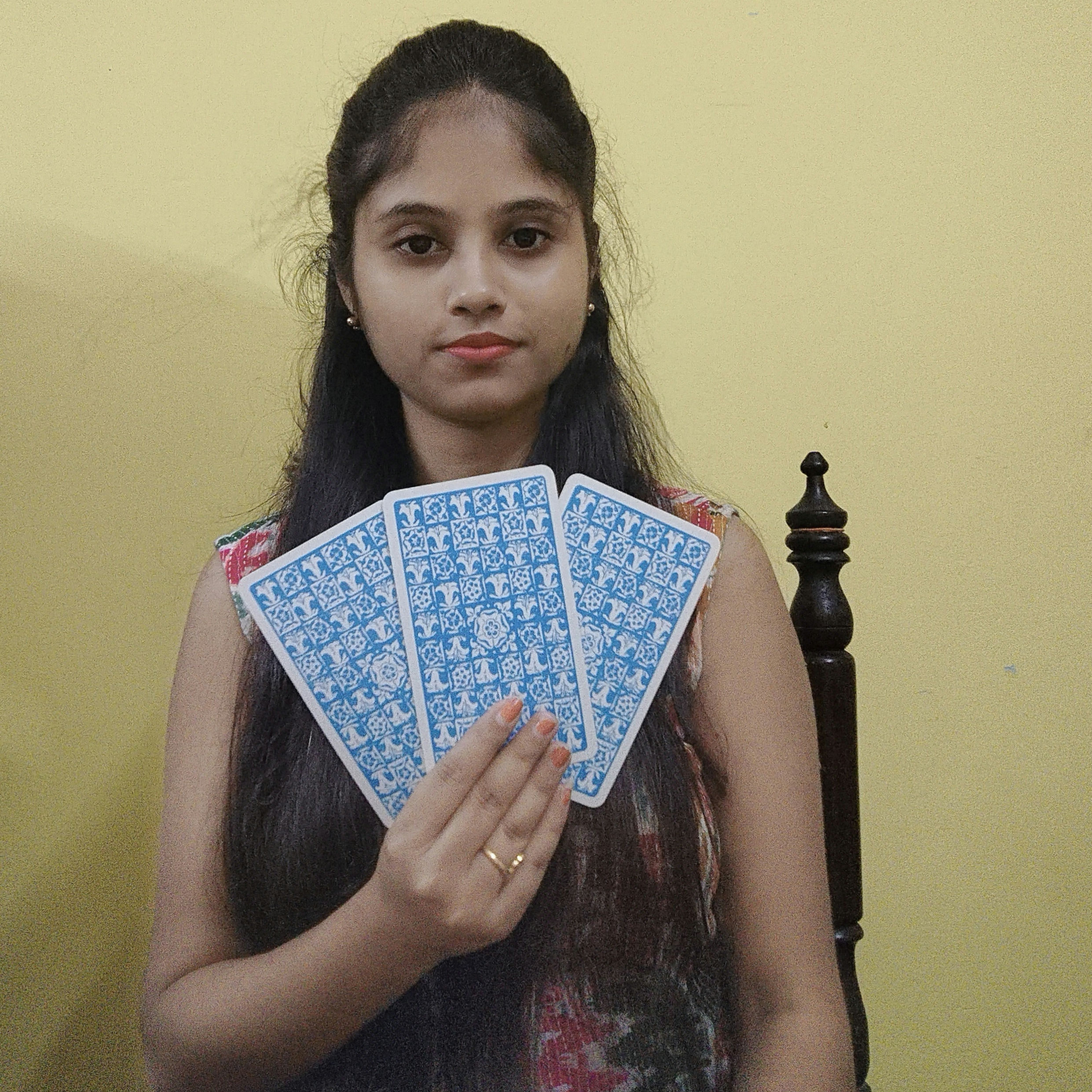 Comming live from 10 Am with Tarot Card Reading 
# # # # 