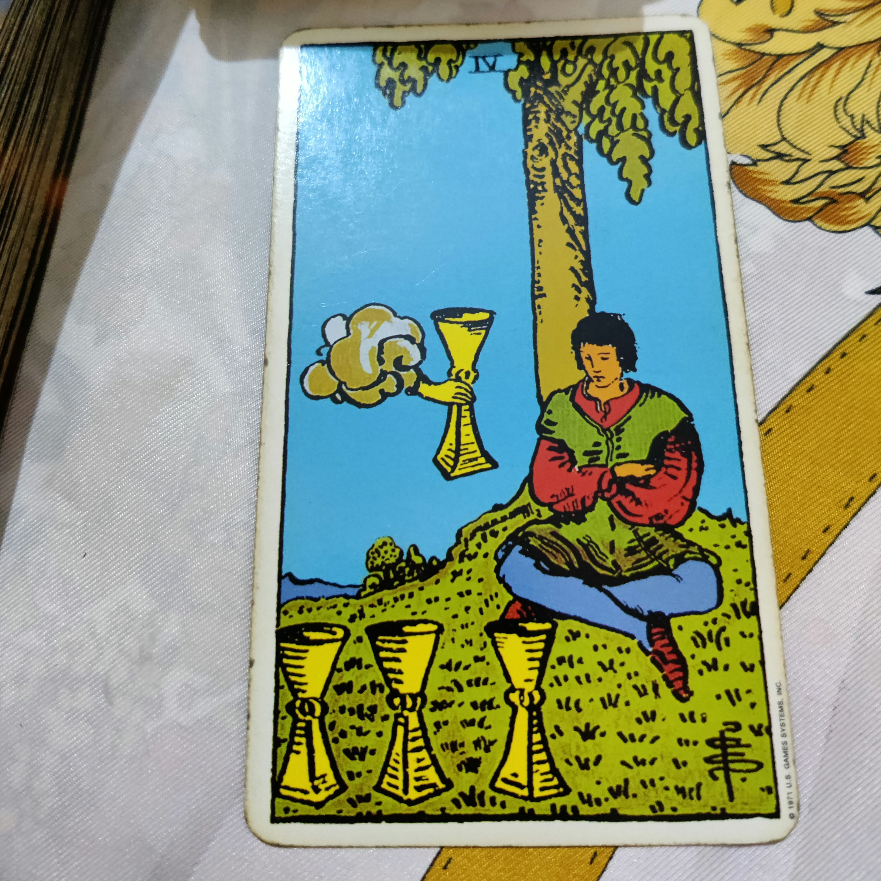 🌸Monday Motivation🌸 
     (Tarot guidance)
Hey my dear ones, you may be feeling that there is already too much on your platter, hence it is a good idea to pause and reflect. Accept only what you feel can be fulfilled by you in your best ability. This will help you in setting priorities along with delivering the best.
Always remember - come what may you are your first priority!
Loving vibes 💕💫
Pooja A Bhandari
# #
# #