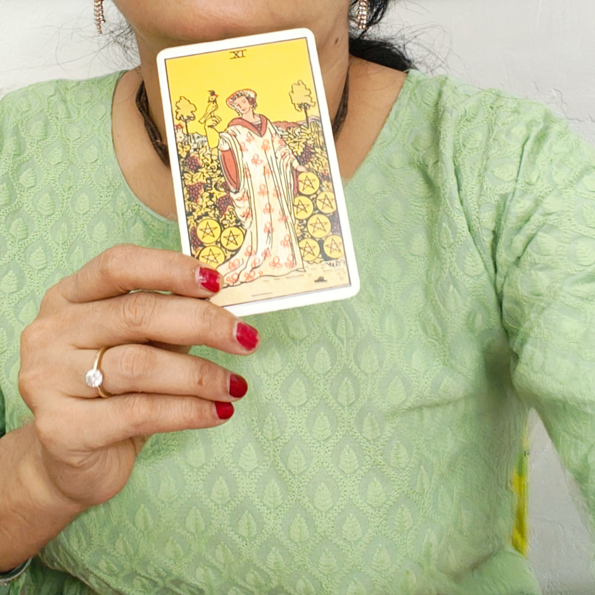Card of the Day! The message is to live life fully. 💖