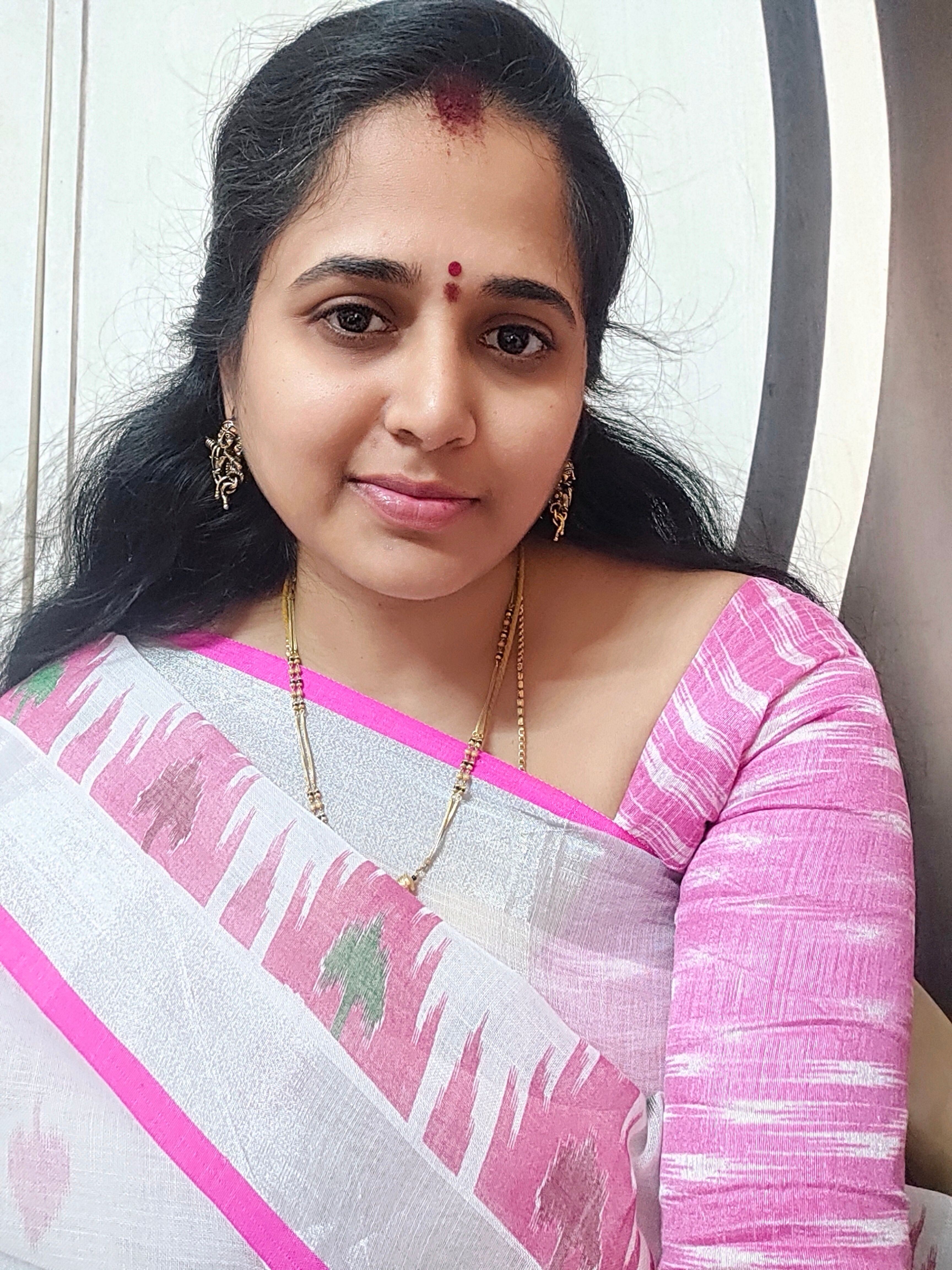 RelationshipCoach_Raji's avatar