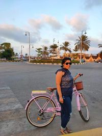 @Monicaadel Profile Image | coto