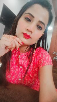 @sana_qureshi Profile Image | coto