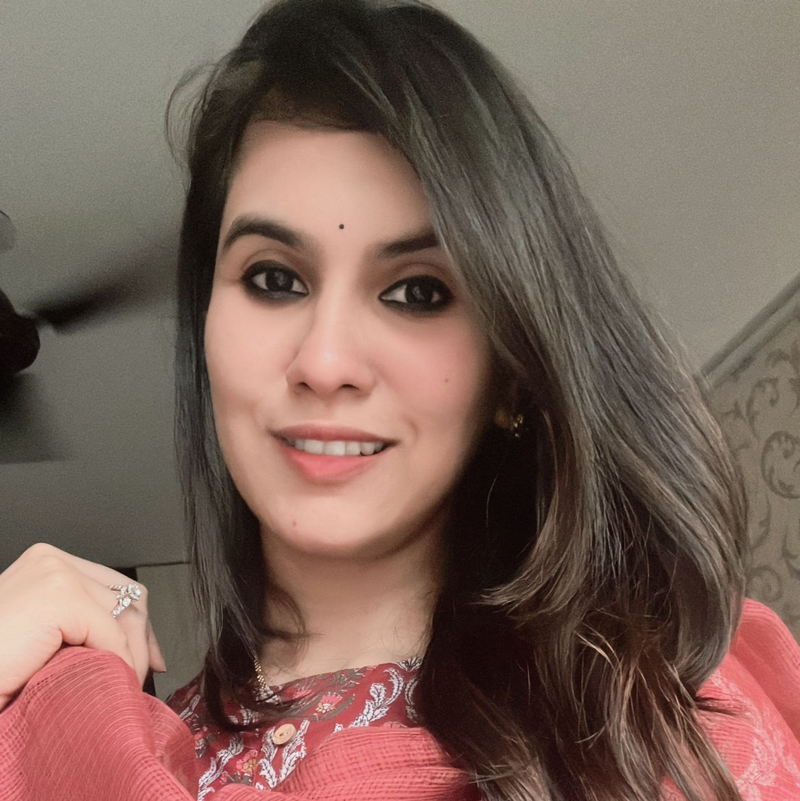 Priya somani's avatar